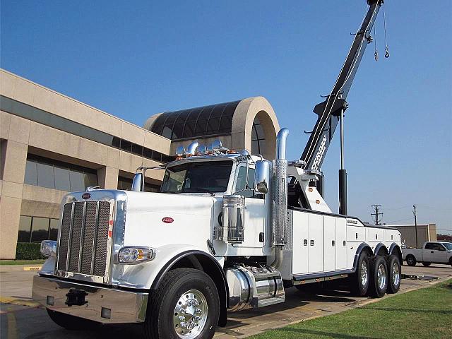 2011 PETERBILT 388 San Antonio Texas Photo #0082470B