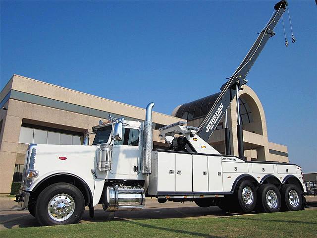 2011 PETERBILT 388 San Antonio Texas Photo #0082470B