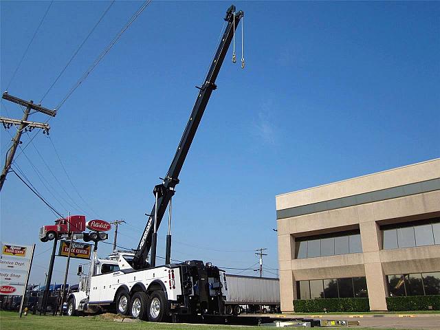 2011 PETERBILT 388 San Antonio Texas Photo #0082470B