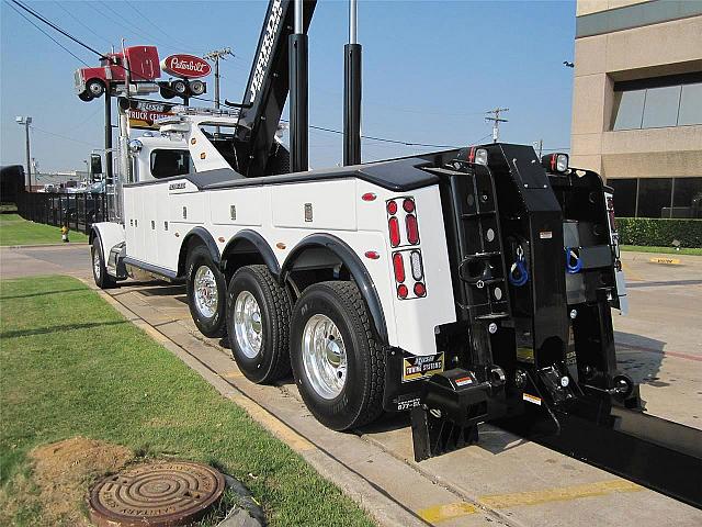 2011 PETERBILT 388 San Antonio Texas Photo #0082470B