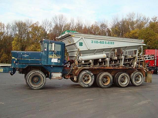 1988 OSHKOSH F2546-3A Sebewaing Michigan Photo #0082476A