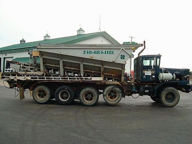 1988 OSHKOSH F2546-3A Sebewaing Michigan Photo #0082476A