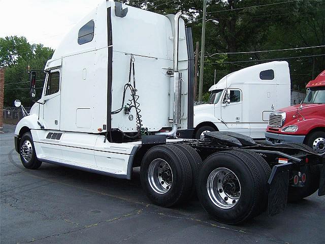 2004 FREIGHTLINER CL12064ST-COLUMBIA 120 Atlanta Georgia Photo #0082522A