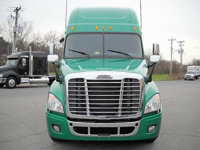 2008 FREIGHTLINER CA12564SLP - CASCADIA Roanoke Virginia Photo #0082591I