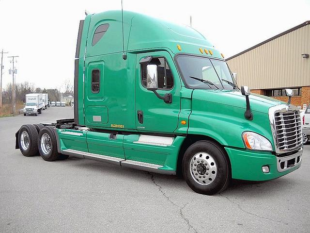 2008 FREIGHTLINER CA12564SLP - CASCADIA Roanoke Virginia Photo #0082591I