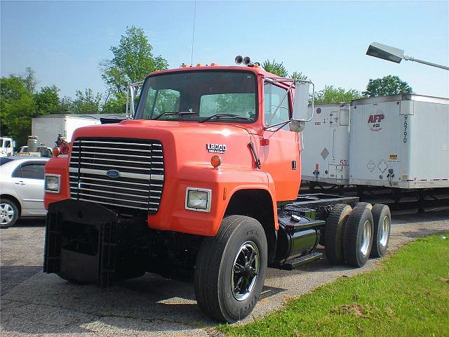 1995 FORD L8000 Henryville Indiana Photo #0082691A