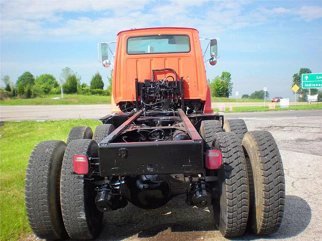 1995 FORD L8000 Henryville Indiana Photo #0082691A