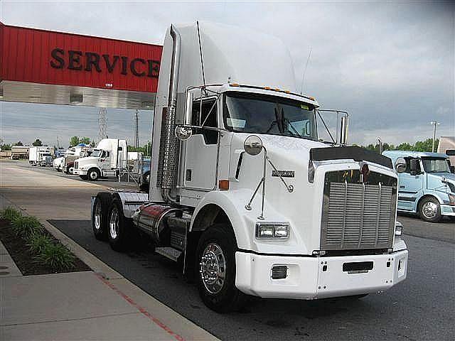 2001 KENWORTH T800 Durham North Carolina Photo #0082738A