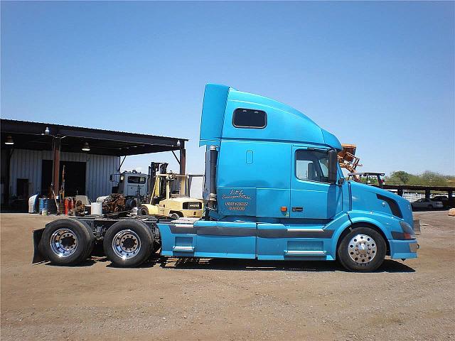 2006 VOLVO VNL64T670 Phoenix Arizona Photo #0082747A