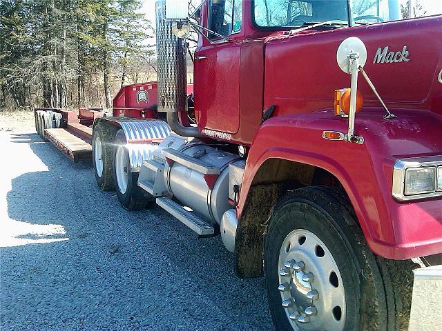 1987 MACK SUPERLINER RW713 Boston Massachusetts Photo #0082770D