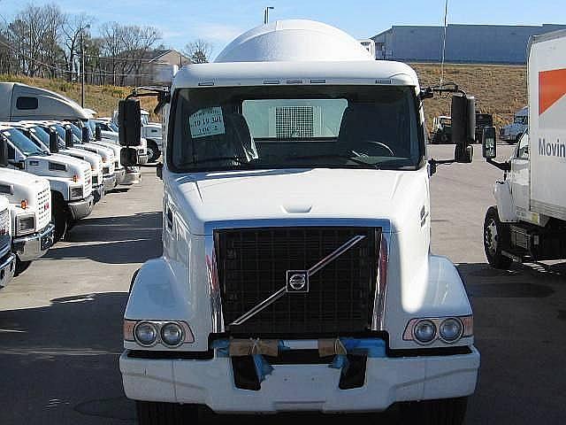 2008 VOLVO VHD64B200 Birmingham Alabama Photo #0082896A