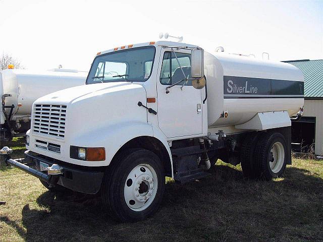 1997 INTERNATIONAL 8100 Lakeville Minnesota Photo #0082914A