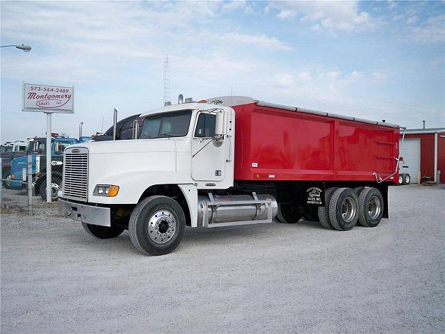 2000 FREIGHTLINER FLD12064 Montgomery City Missouri Photo #0082962A