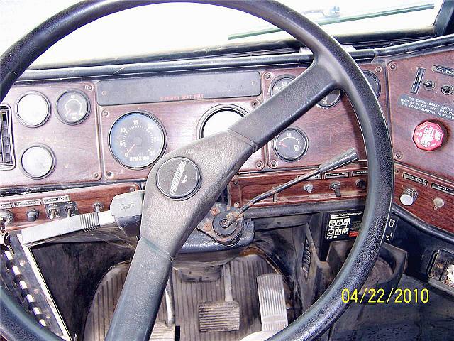 1990 FREIGHTLINER FLD12064 Porterville California Photo #0082982A