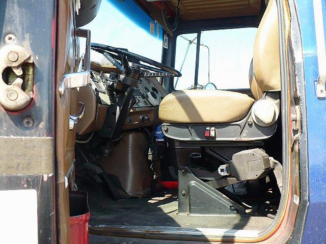 1988 FORD LT9000 Norfolk Virginia Photo #0083009B