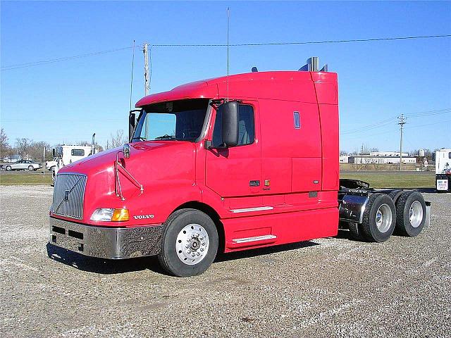 2000 VOLVO VNL64T610 KAHOKA Missouri Photo #0083021A