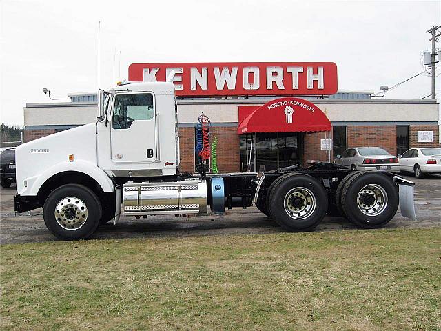 2011 KENWORTH T800 Richfield Ohio Photo #0083040A