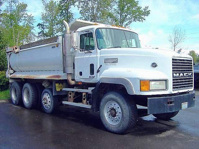 1997 MACK CL713 Des Moines Washington Photo #0083133A