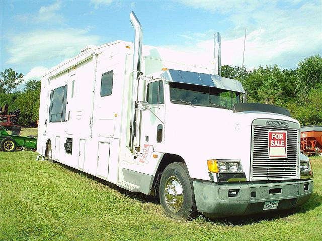 1994 FREIGHTLINER FL11264T Madrid Iowa Photo #0083281A