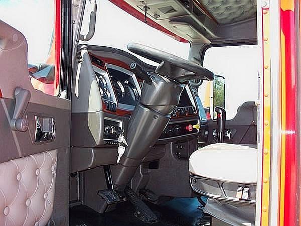 2006 KENWORTH T600 Kansas City Missouri Photo #0083341F