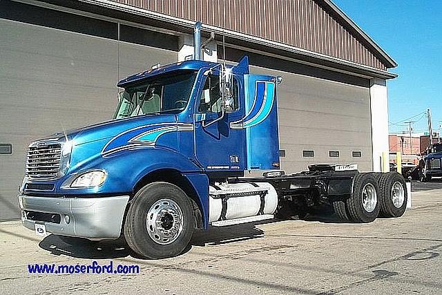 2006 FREIGHTLINER CL12064ST-COLUMBIA 120 Berne Indiana Photo #0083385A