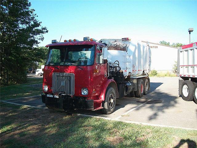 1996 VOLVO WX64 Toms River New Jersey Photo #0083396A