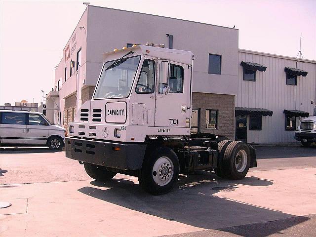 2003 CAPACITY TJ5000 Los Angeles California Photo #0083856A