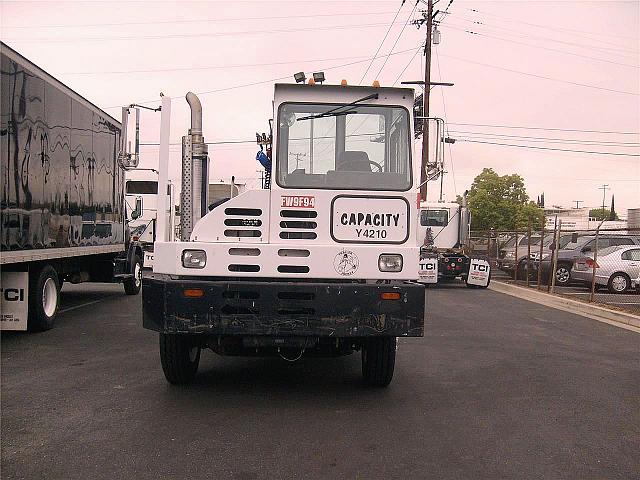 2004 CAPACITY TJ5000 DOT Los Angeles California Photo #0083889A