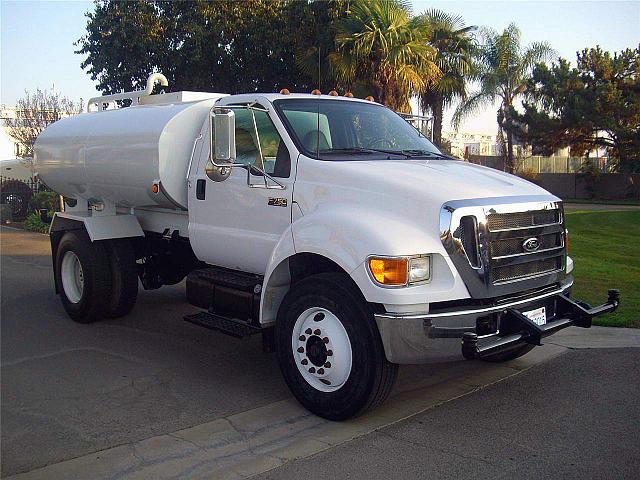 2005 FORD F750 XL Madera California Photo #0084253A