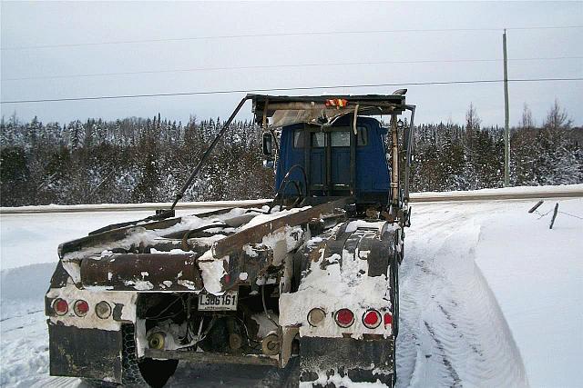 1985 FORD 9000 Laval Quebec Canada Photo #0084351A