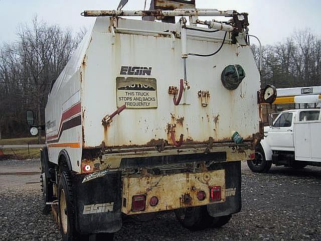 1990 FORD CF7000 Hurricane West Virginia Photo #0084427A