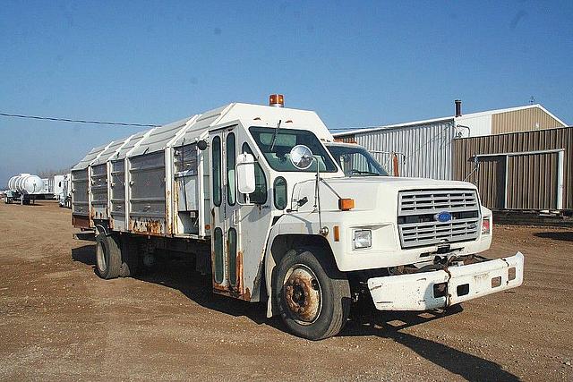 1993 FORD F700 Jackson Minnesota Photo #0084510A