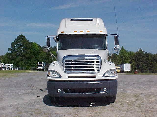 2004 FREIGHTLINER CL12064ST-COLUMBIA 120 Soperton Georgia Photo #0084522A