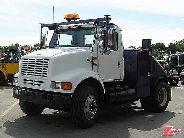 1999 INTERNATIONAL 8100 New Hampton Iowa Photo #0084568F