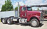 2004 FREIGHTLINER FLD12064SD.