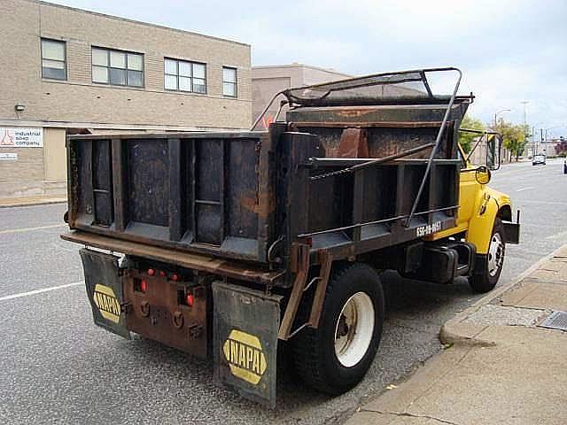 1998 FORD F800 St Louis Missouri Photo #0084674C