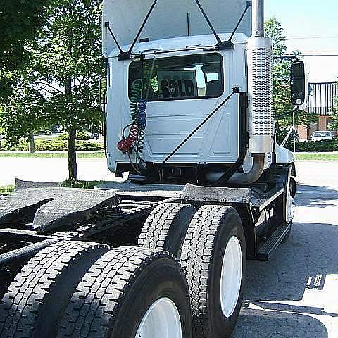 2004 MACK VISION CX613 Mississauga Photo #0084829C