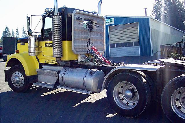 2002 KENWORTH W900 GRANTS PASS Oregon Photo #0084907A