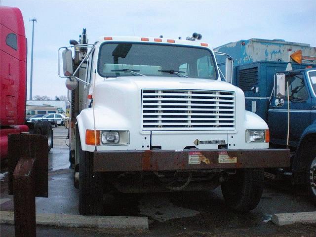 1995 INTERNATIONAL 4700 Henryville Indiana Photo #0084943A