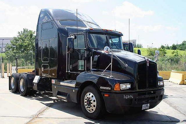 2007 KENWORTH T600 Olathe Kansas Photo #0084955A