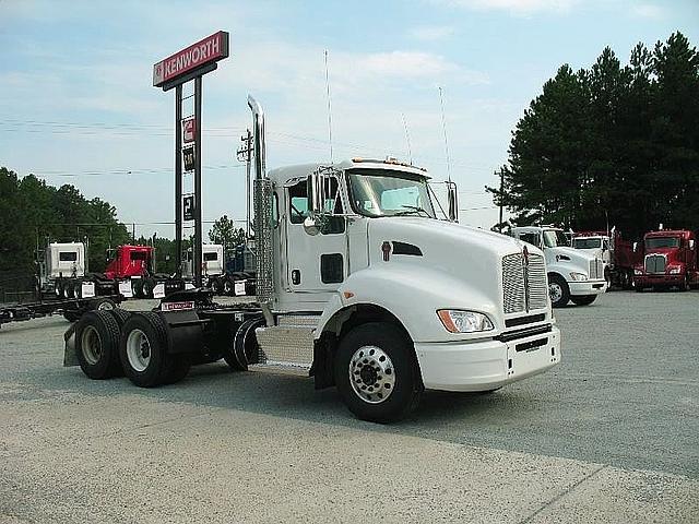 2011 KENWORTH T440 Durham North Carolina Photo #0085010A