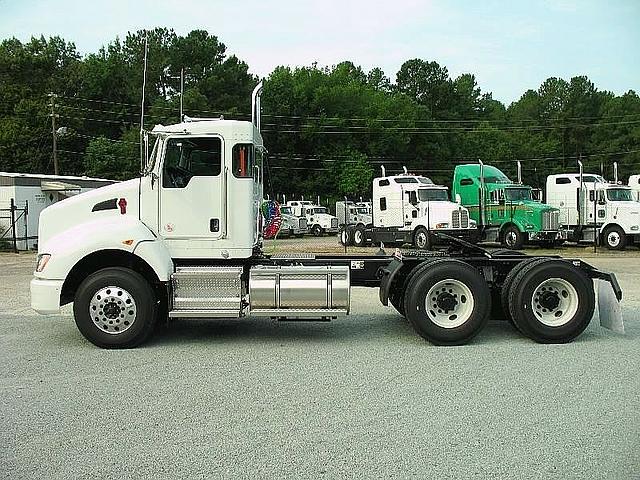 2011 KENWORTH T440 Durham North Carolina Photo #0085010A