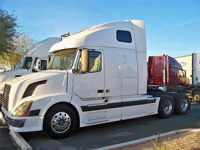 2006 VOLVO VNL64T670 Phoenix Arizona Photo #0085169A