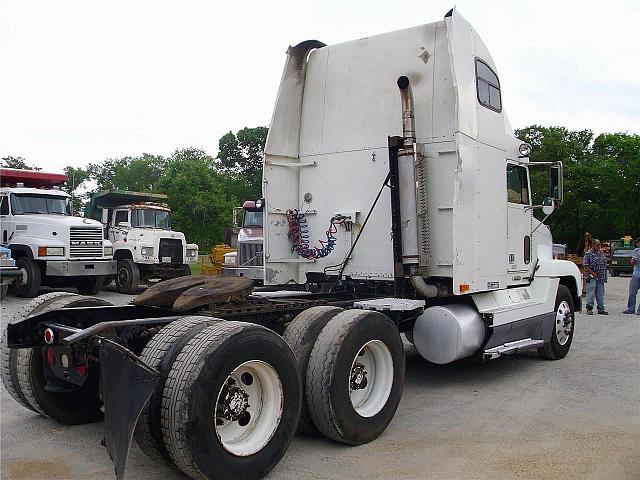 1997 FREIGHTLINER FLD12062ST Hixson Tennessee Photo #0085192A