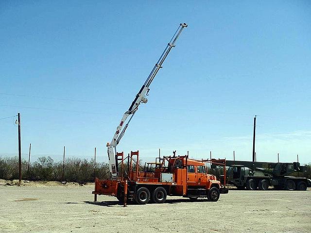 1993 FORD L8000 Laredo Texas Photo #0085199A