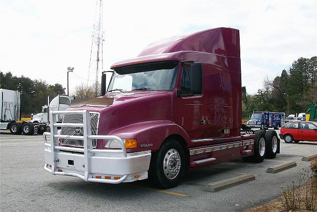 1998 VOLVO VNL64T610 Kernersville North Carolina Photo #0085288A