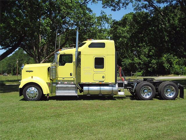 2007 KENWORTH W900L Monroe Louisiana Photo #0085307A