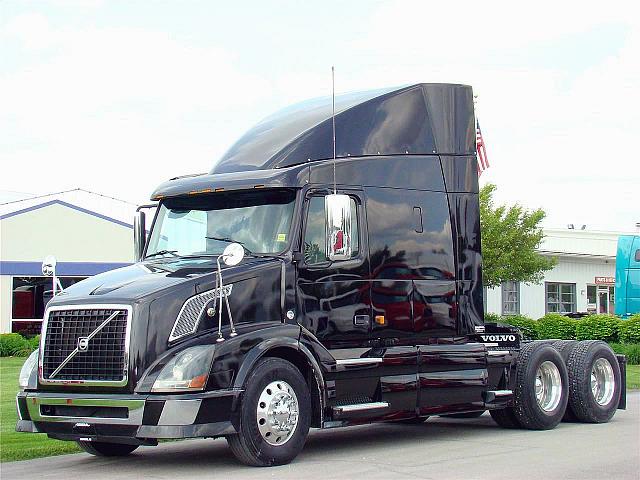 2007 VOLVO VNL64T630 MUNCIE Indiana Photo #0085441A