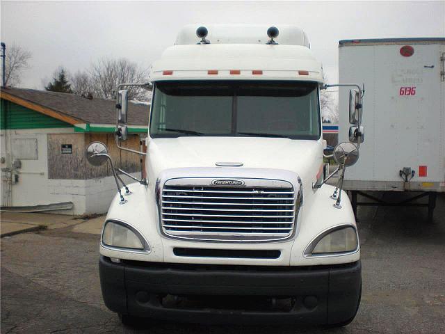 2003 FREIGHTLINER CL11242S-COLUMBIA 112 Henryville Indiana Photo #0085532B