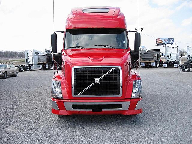 2006 VOLVO VNL64T670 Nashville Tennessee Photo #0085540A